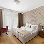 Ecru 3-bedroom Luxurious Wwa21 * Warszawa