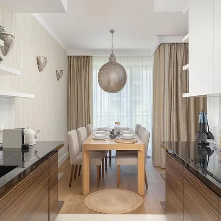 Ecru 3-bedroom Luxurious Wwa21 华沙