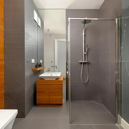 Ecru 3-bedroom Luxurious Wwa21