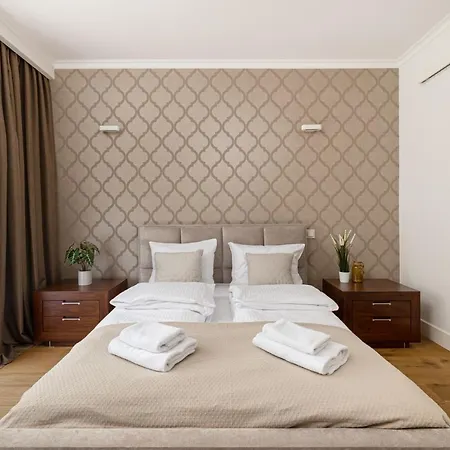 Apartment Ecru 3-bedroom Luxurious Wwa21