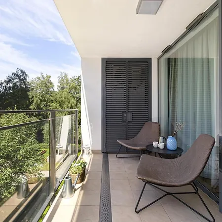 Ecru 3-bedroom Luxurious Wwa21 公寓 *
