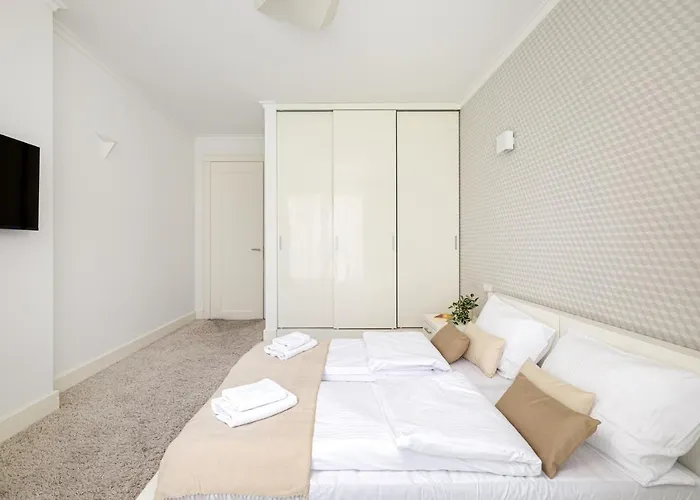 Ecru 3-bedroom Luxurious Wwa21 * Warszawa