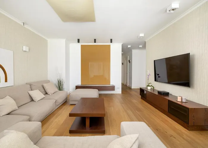 Ecru 3-bedroom Luxurious Wwa21